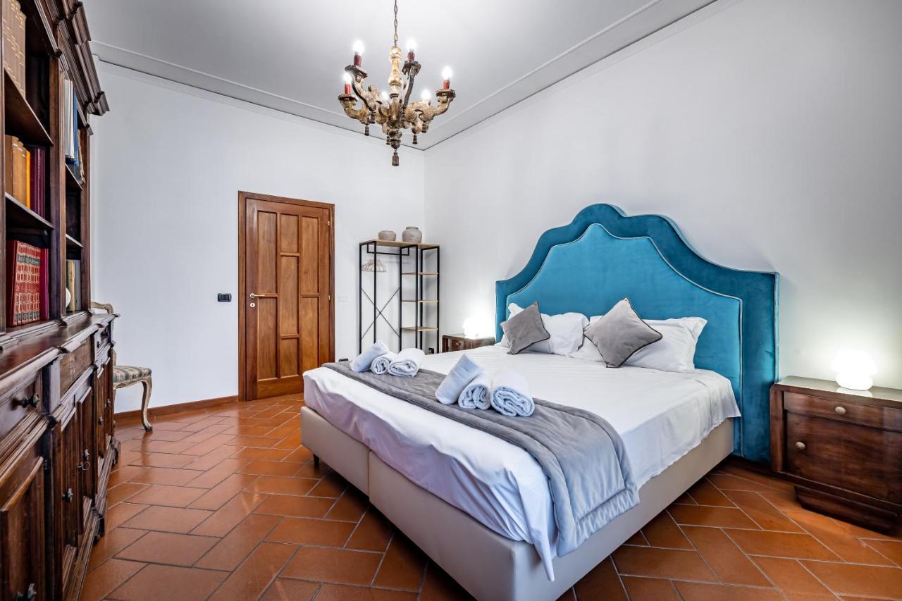 Yid Elegant Apt With Garage Florencia Exterior foto